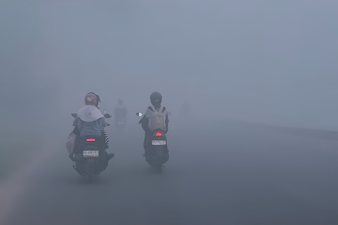 Kabut Asap Selimuti Sumut, Jarak Pandang hanya 2 Kilometer